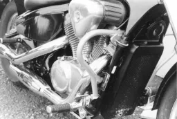 Barre de protection moteur - chrome pour Honda VT 600 C