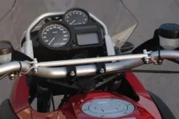 Support central de guidon 22/25 290 pour véhicules avec guidon tubulaire, par exemple BMW R1200GS/Adventure (-2012)